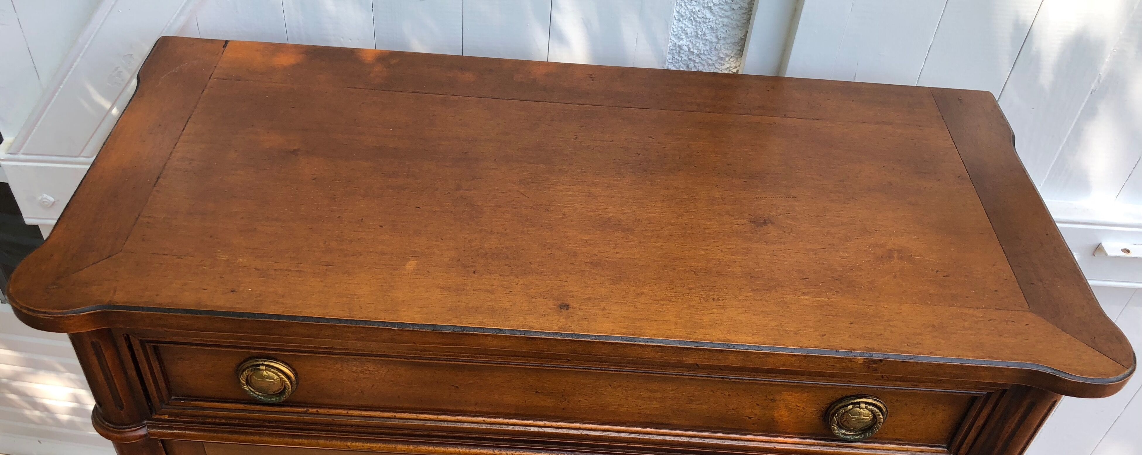 Library small glass of Louis XVI style