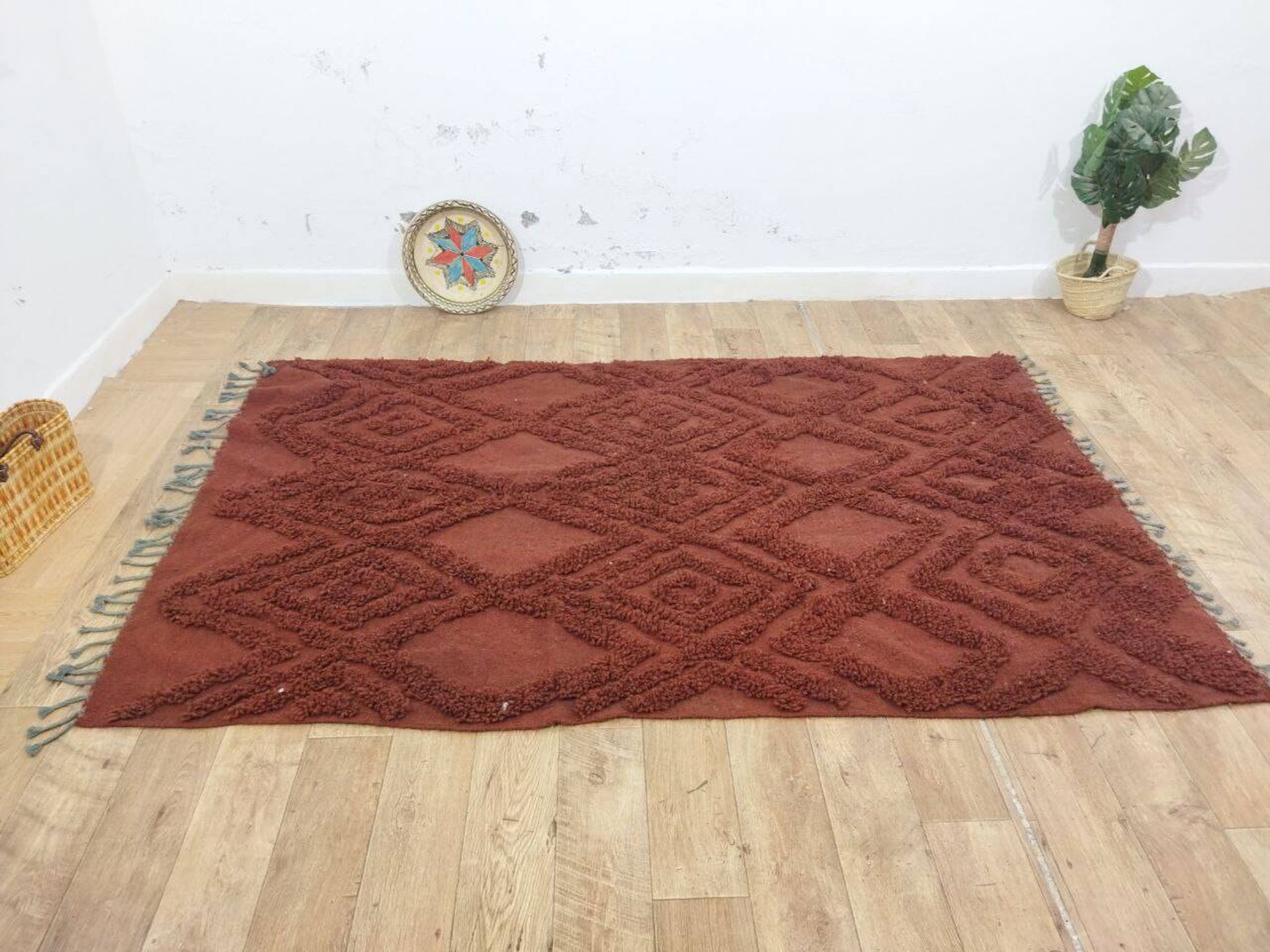 Azilal Berber rug in handmade wool 250 X 154 CM