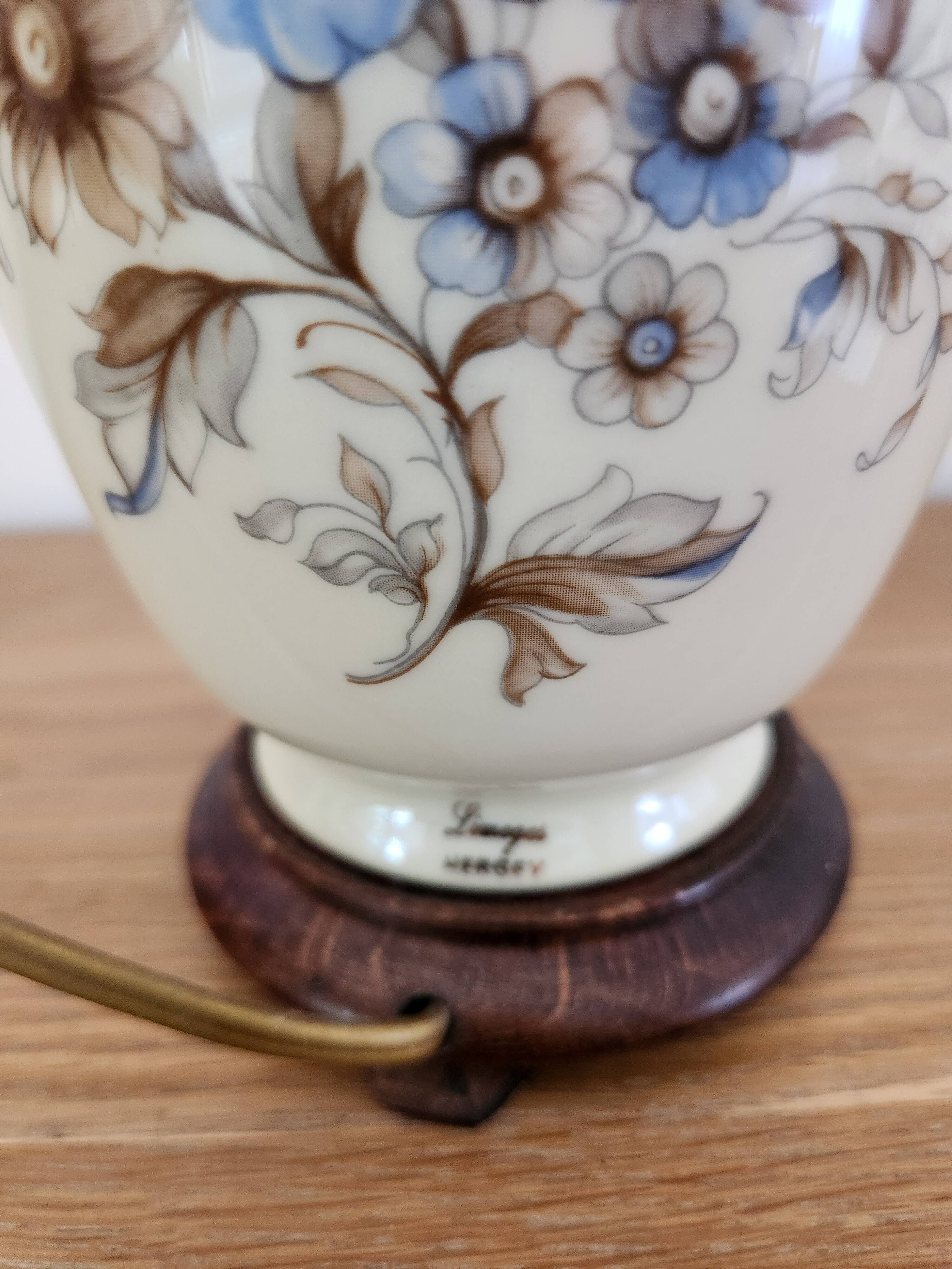 Vintage lamp base