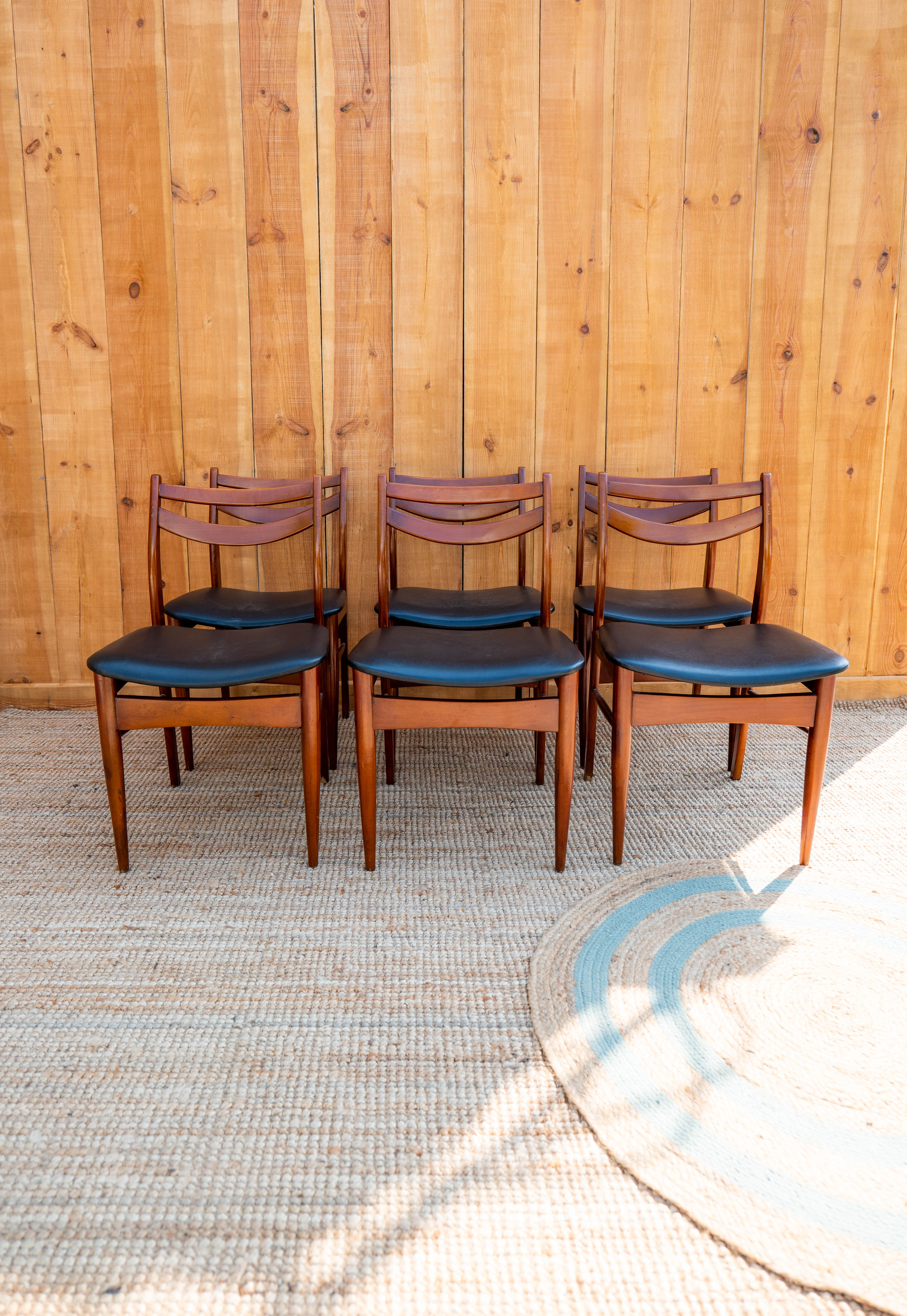 6 Scandinavian chairs