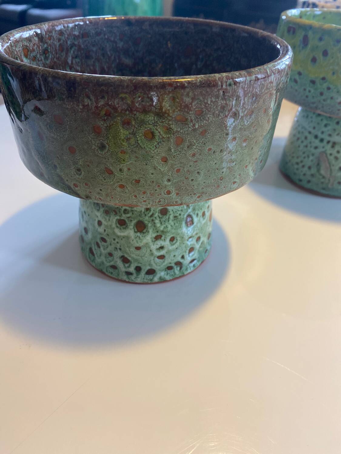 Ceramic footed bowls