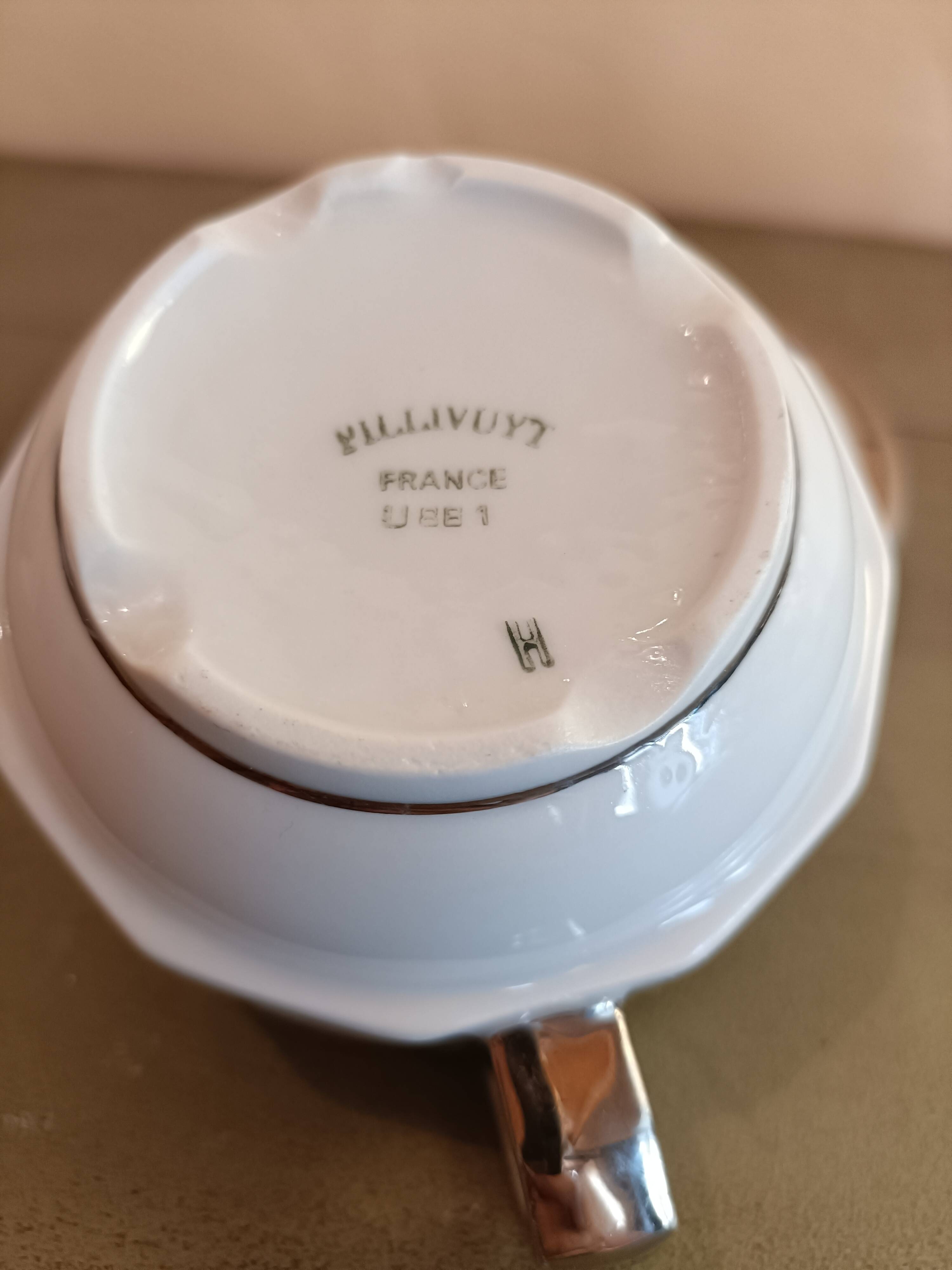 Pillivuyt tea/chocolate cup with saucer
