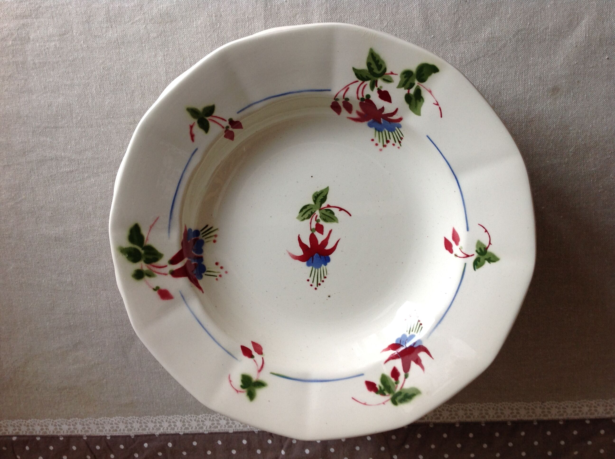 12 assiettes creuses Sarreguemines décor Bermudes / vintage années 60