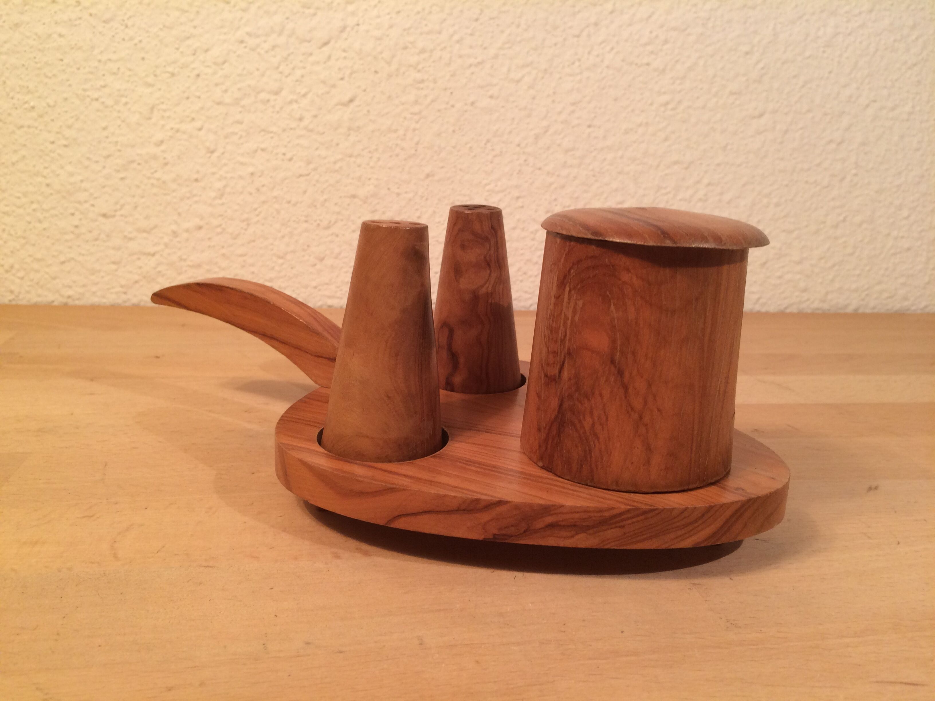 Servant salt pepper and mustard in olive wood, salt shaker
