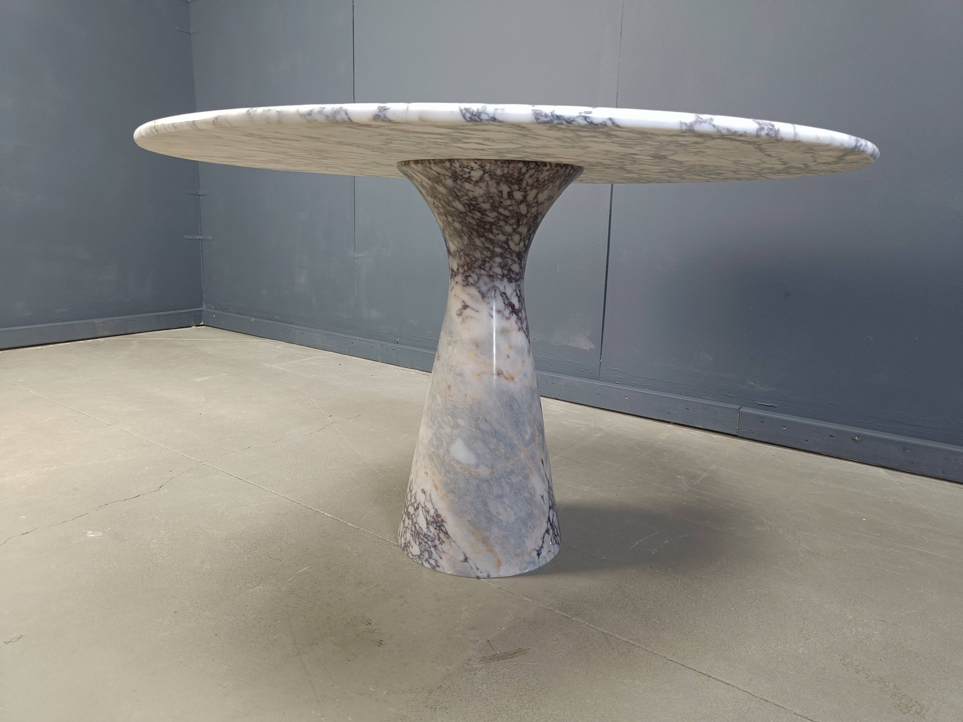 Vintage round marble dining table 1970s