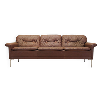 Brown leather sofa, Danish design, 1960s, manufactured by AS Vejen Polstermøbe
