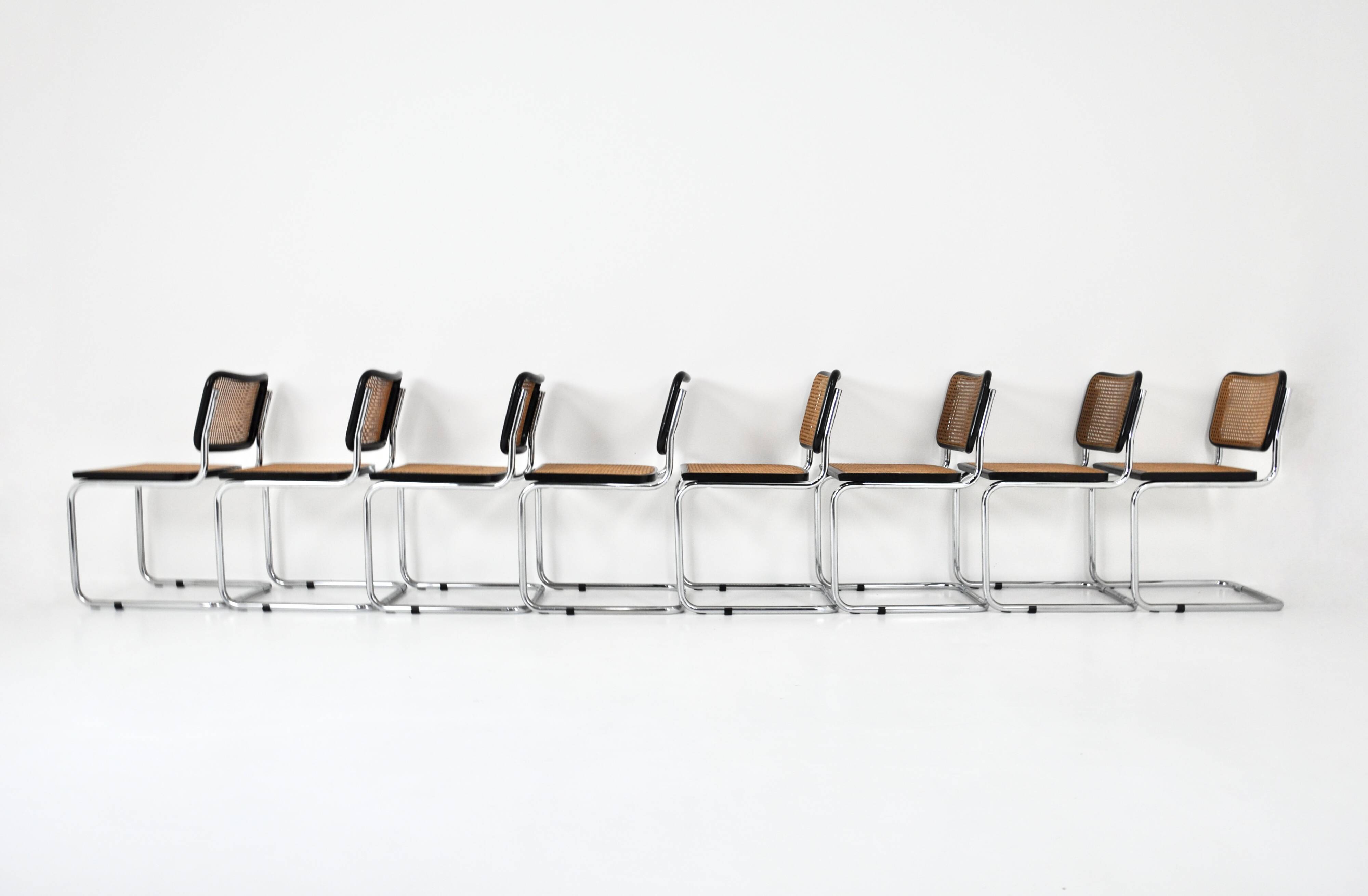 Set of 8 Style B32 dining room chairs by Marcel Breuer