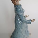 Vintage woman sculpture in glazed stoneware, signed.