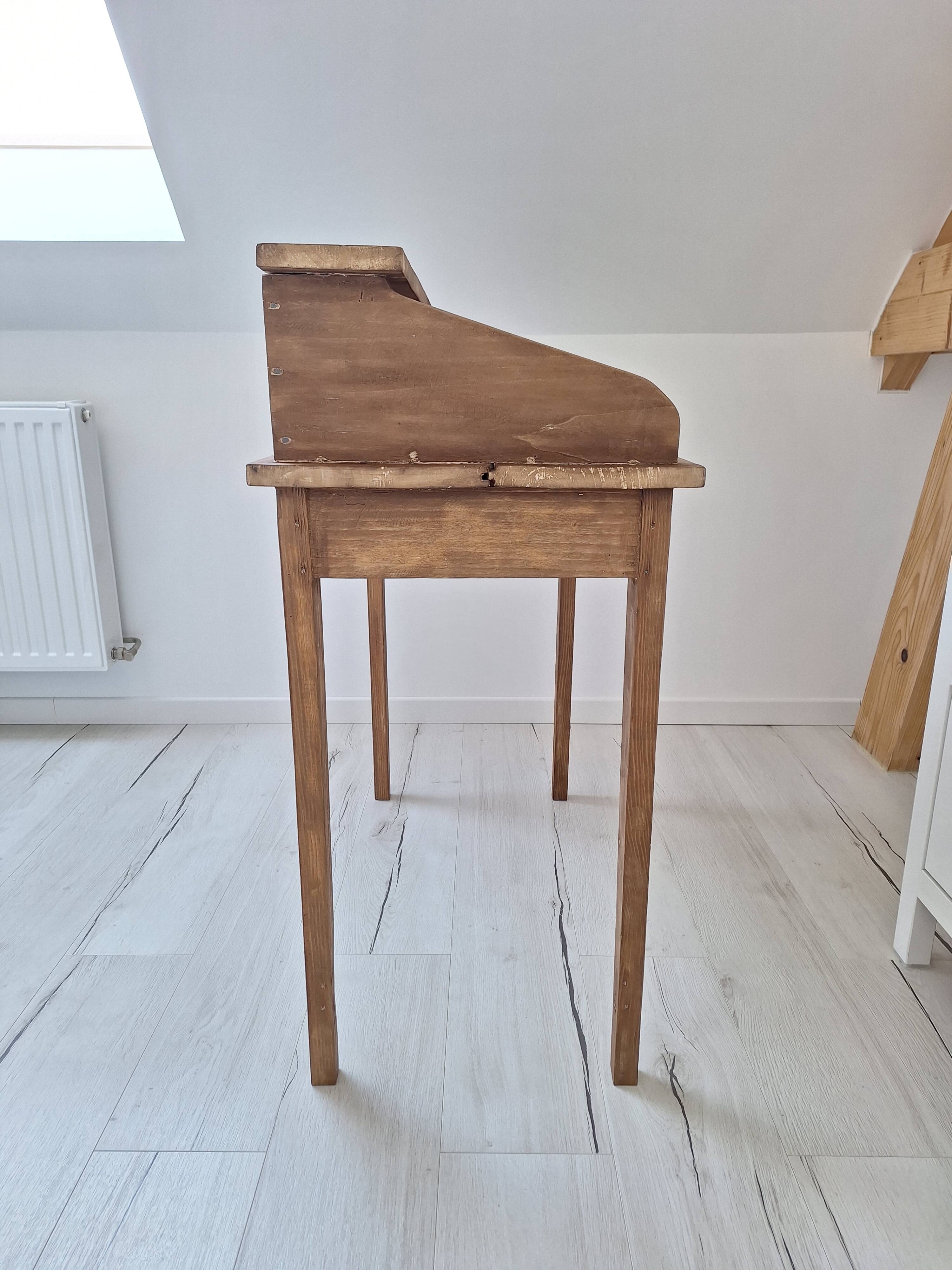 Solid wood tiered desk in a country style