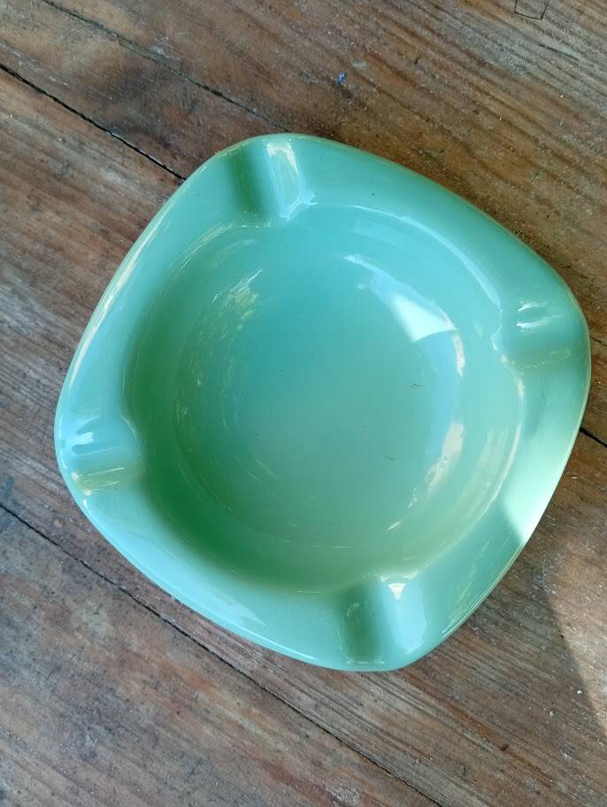 Ceramic ashtray and catchall