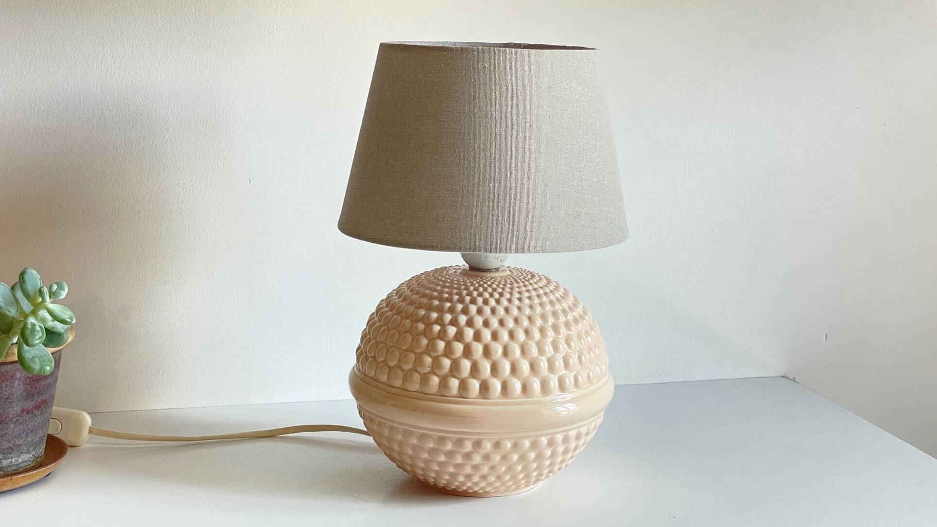 Pale pink ceramic lamp from the 90s
