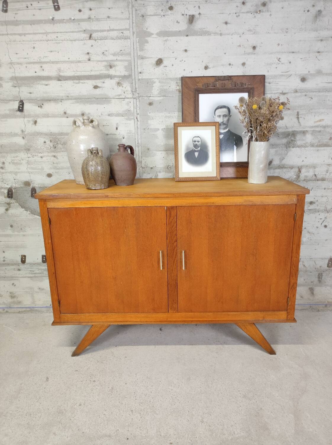 Vintage sideboard with compass feet