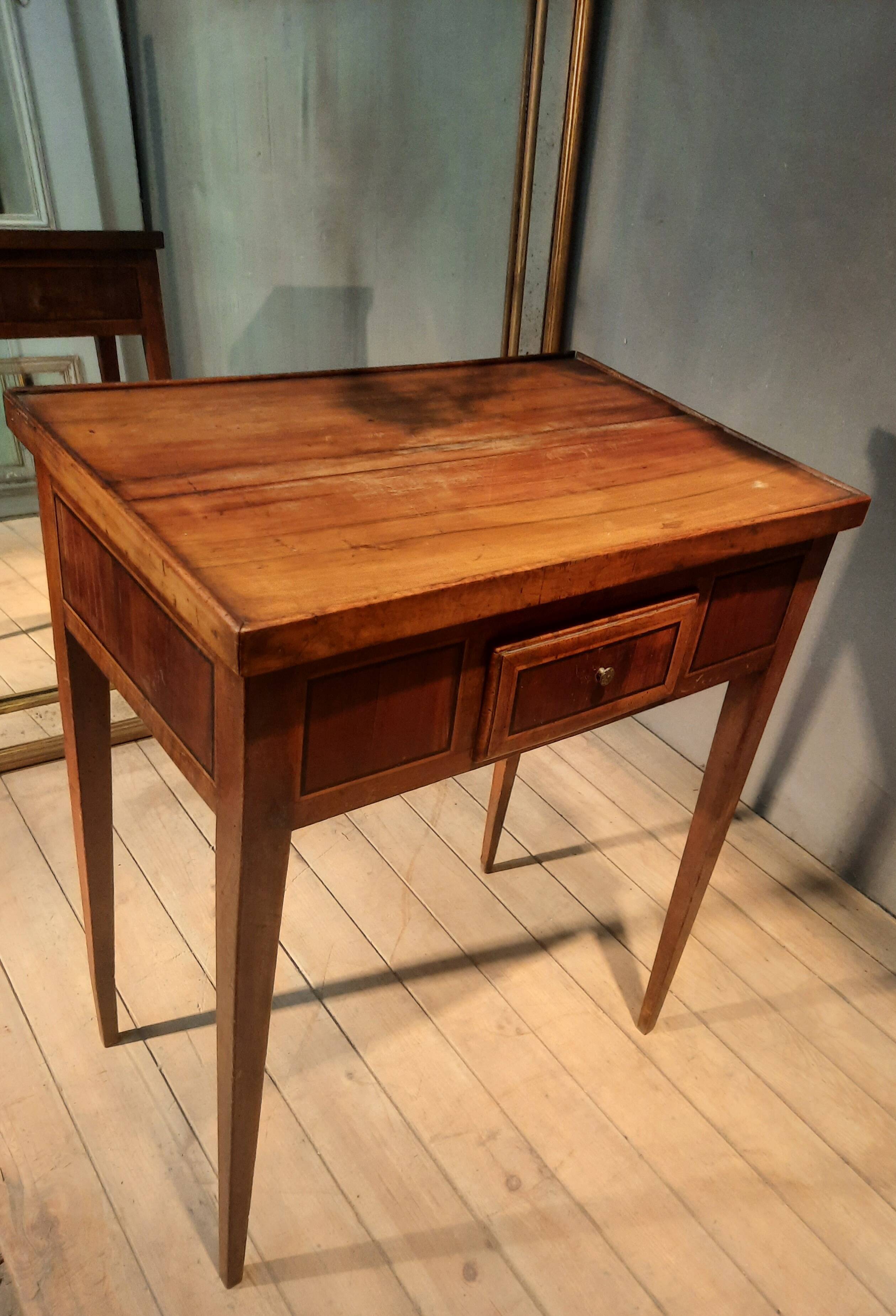 Dressing table from the eighteenth century