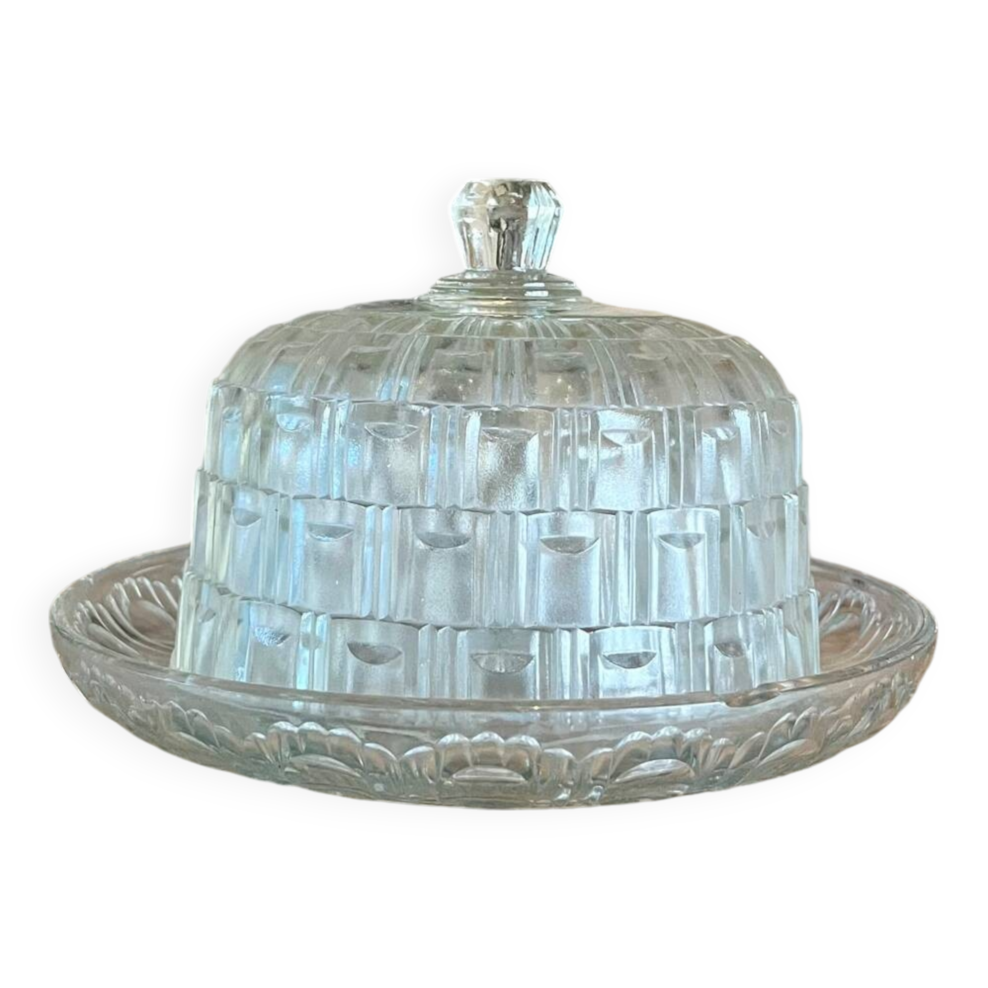 Chiseled glass bell