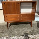 Scandinavian window dresser