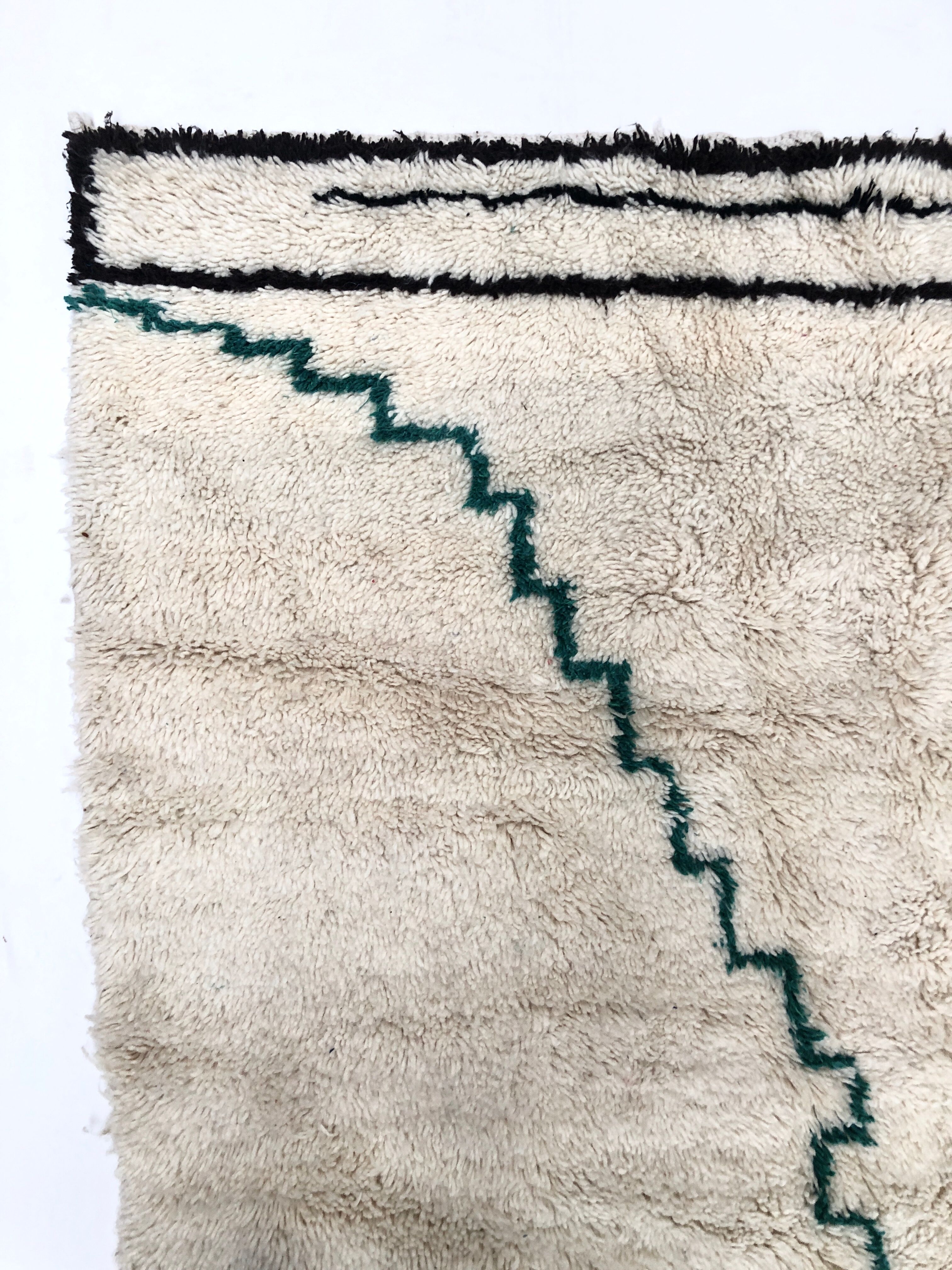 Contemporary moroccan berber carpet azilal 2,53x1.75m