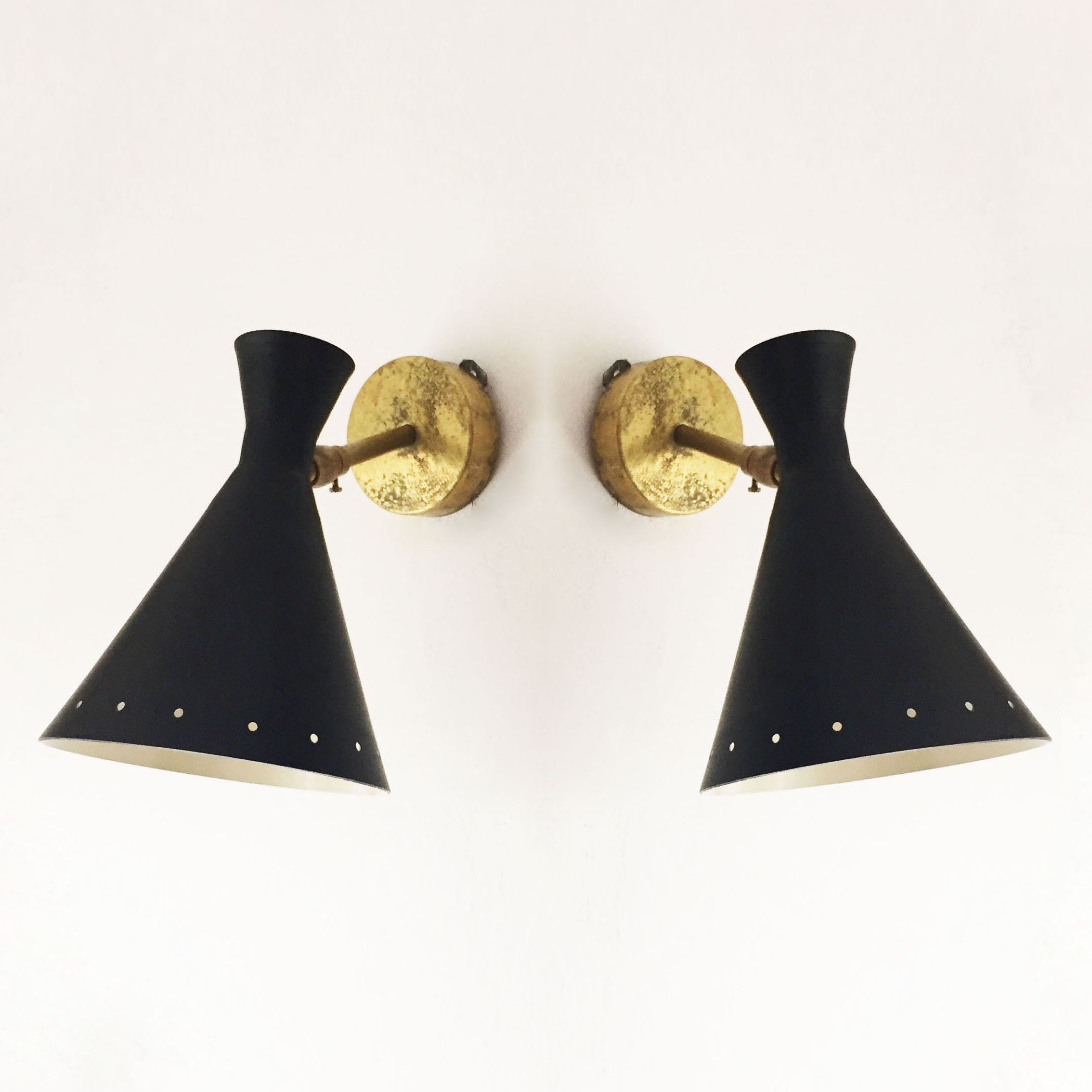Pair of Italian design wall lamps 1950