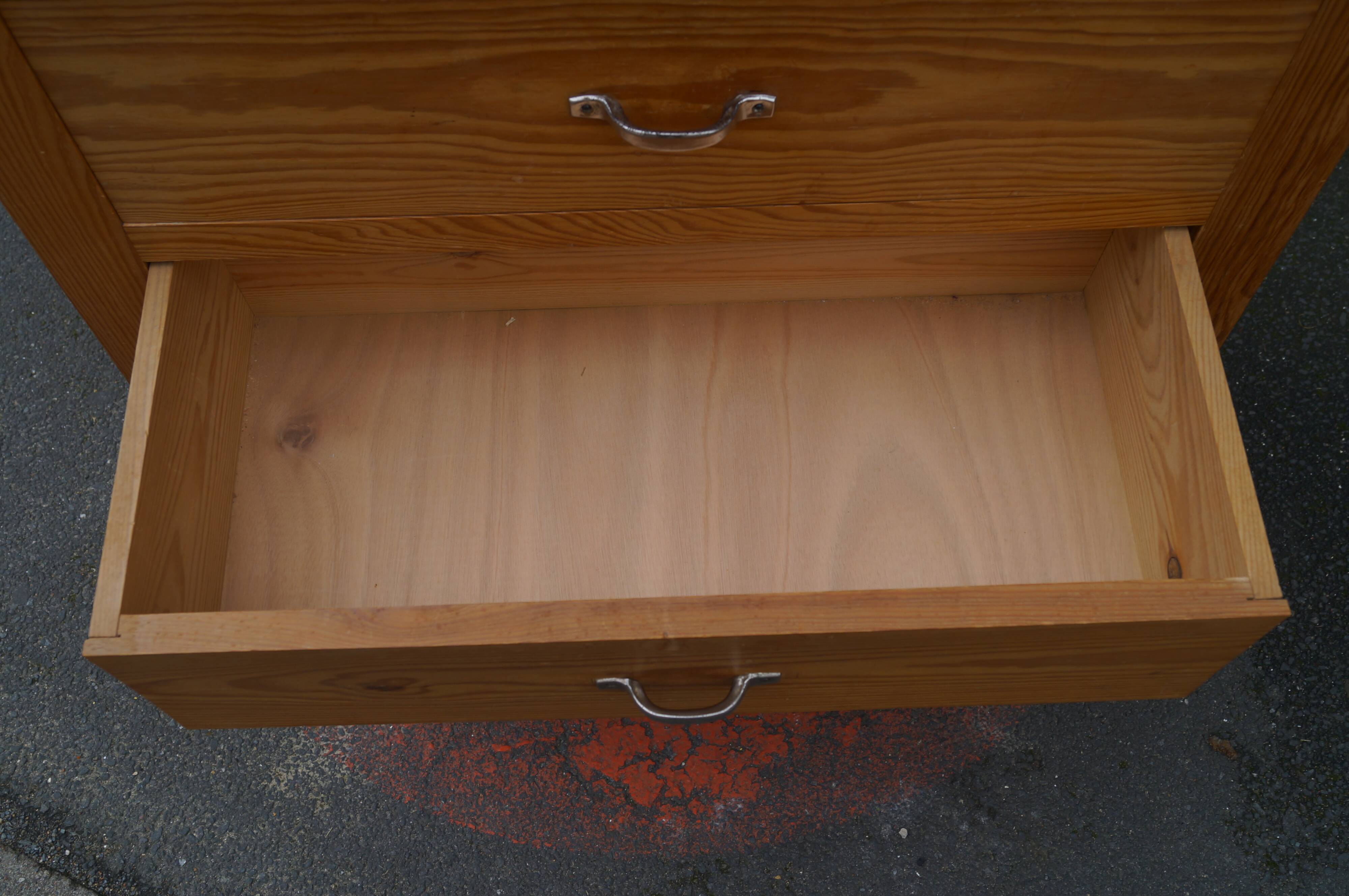 Solid wood chest of drawers 1970