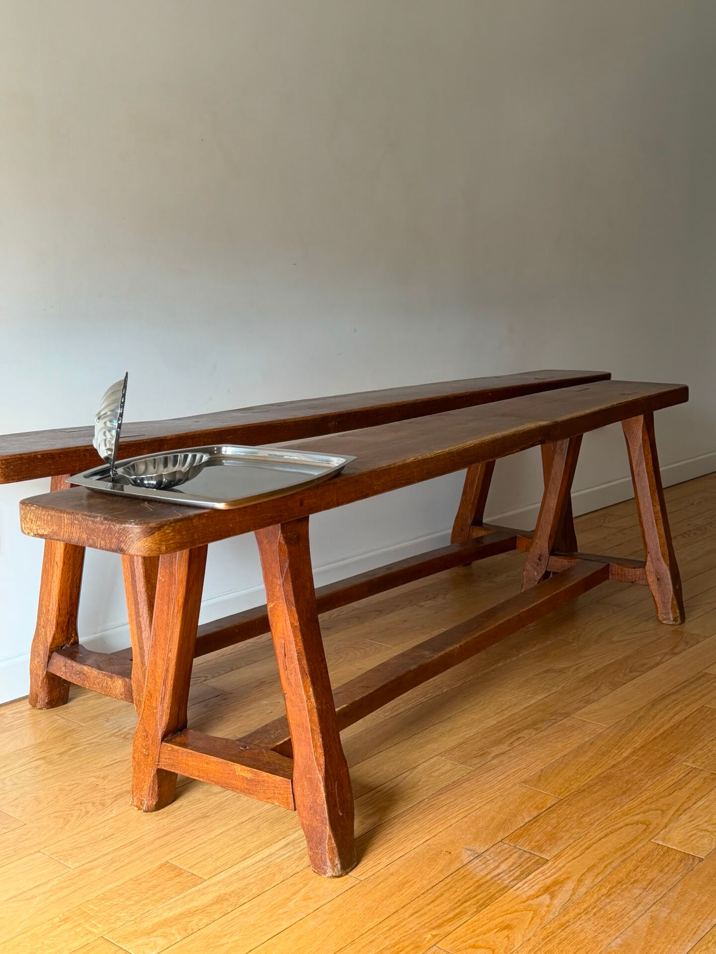 Banc en bois brut vintage