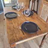 Farm table