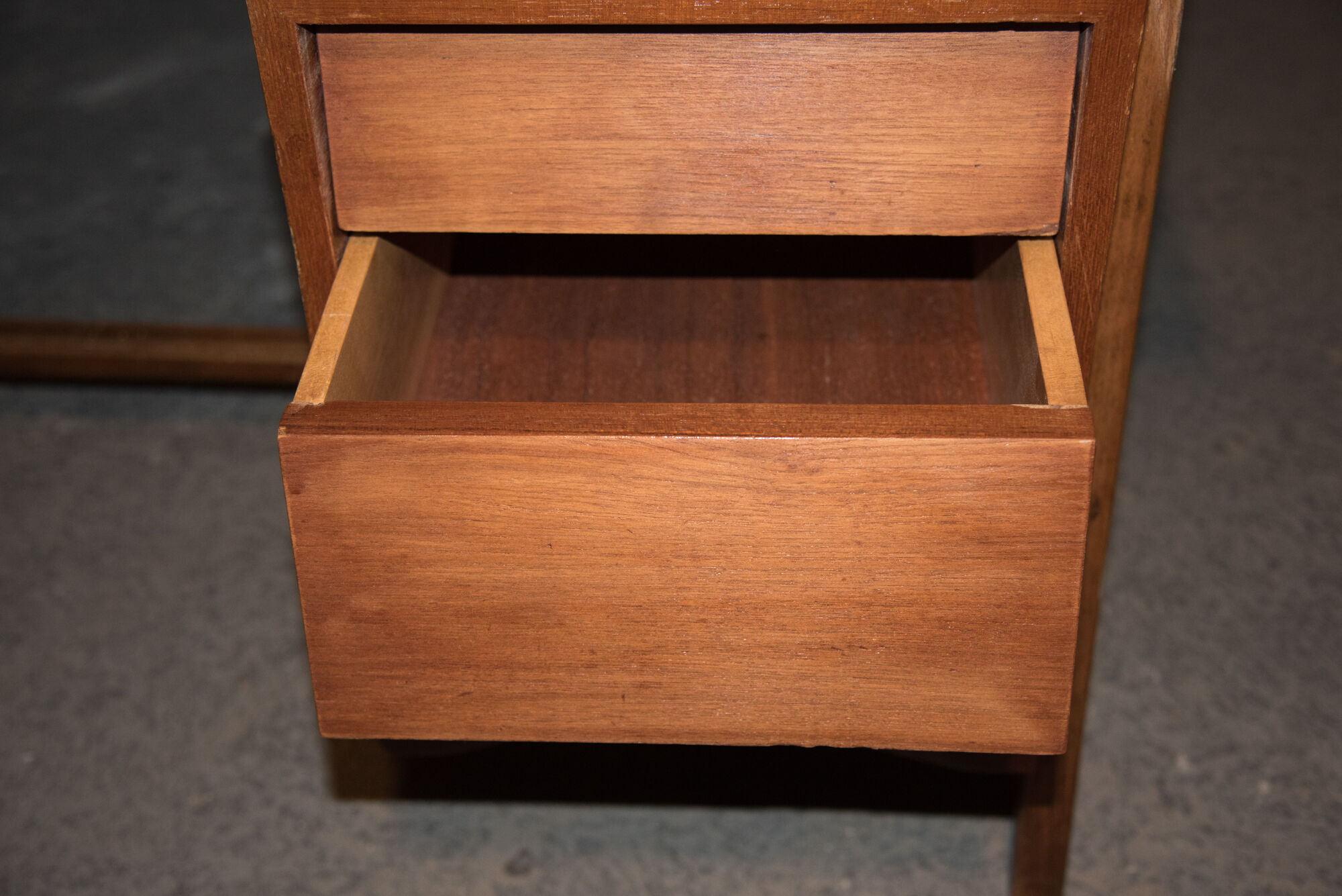 Scandinavian desk in teak 60