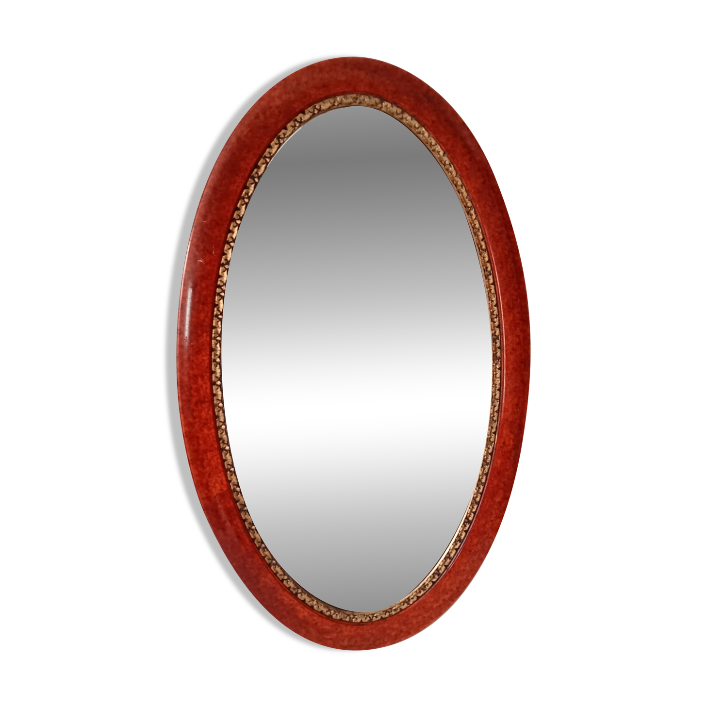 Antique oval mirror with bevelled glass