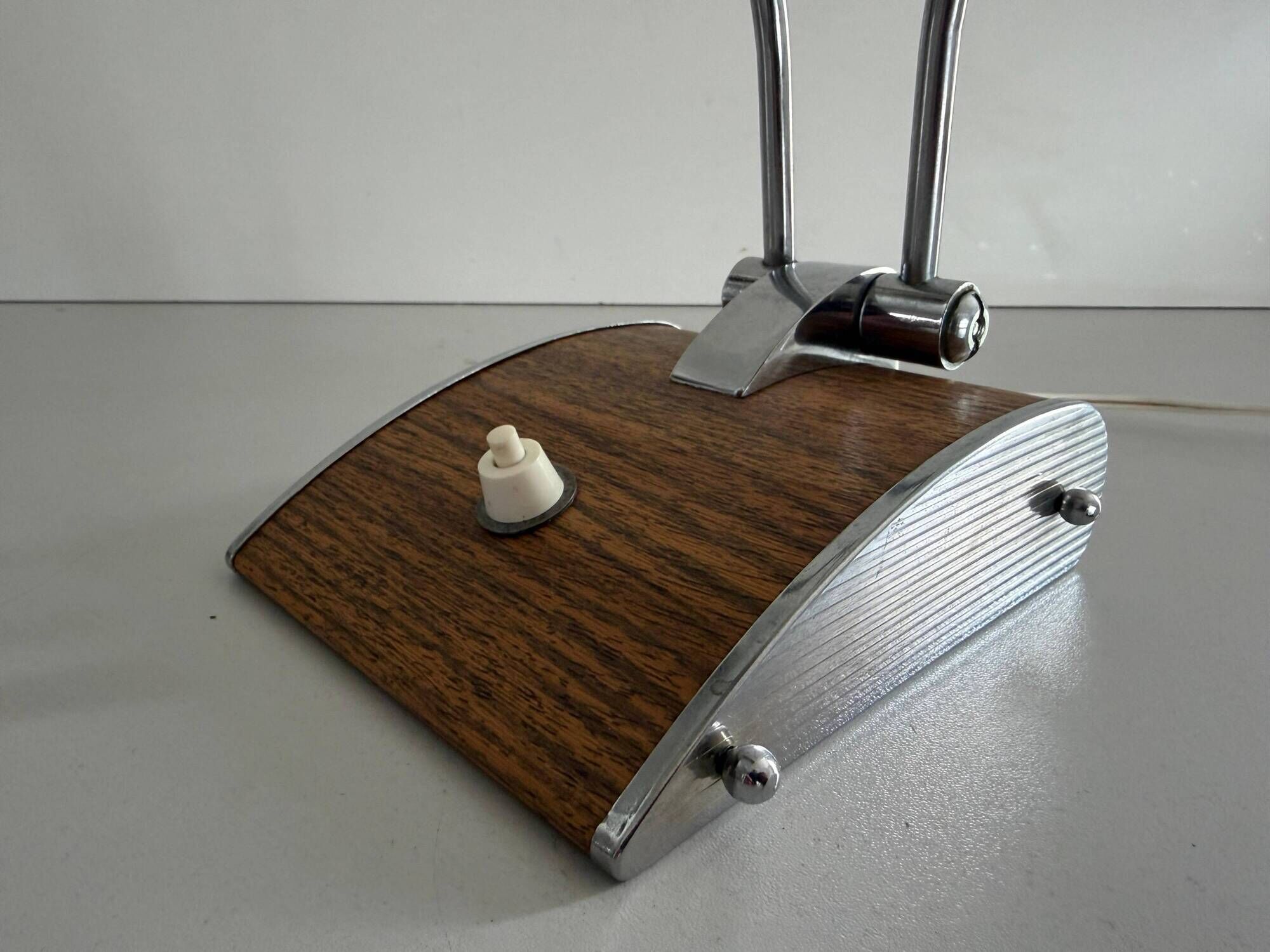 Large metal desk lamp with Wood Design texture by Eileen Gray, 1950s, France.