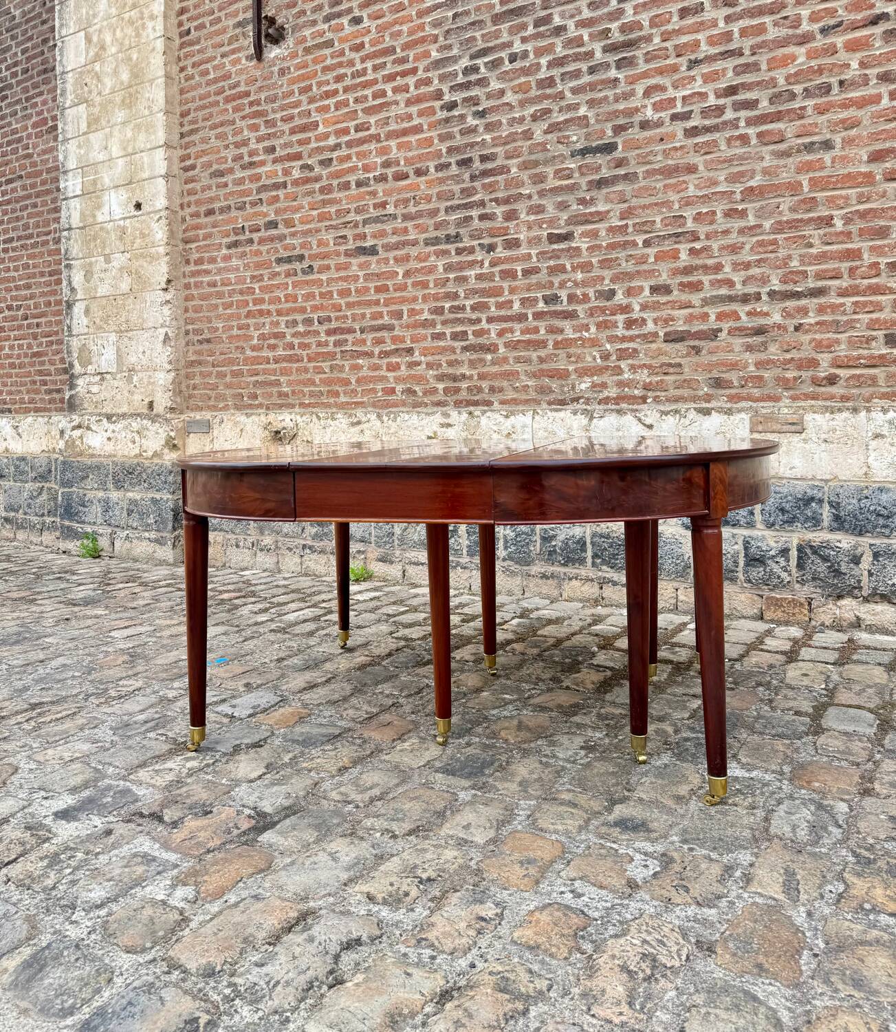 Table de salle à manger en acajou massif d’époque Louis XVI XVIII eme