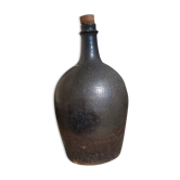 Bouteille en grès pyrité