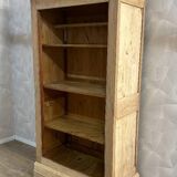 Parisian wardrobe in solid airbrushed wood