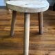 Tabouret tripode en bois