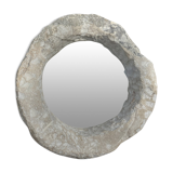 Monoxyle stone mirror