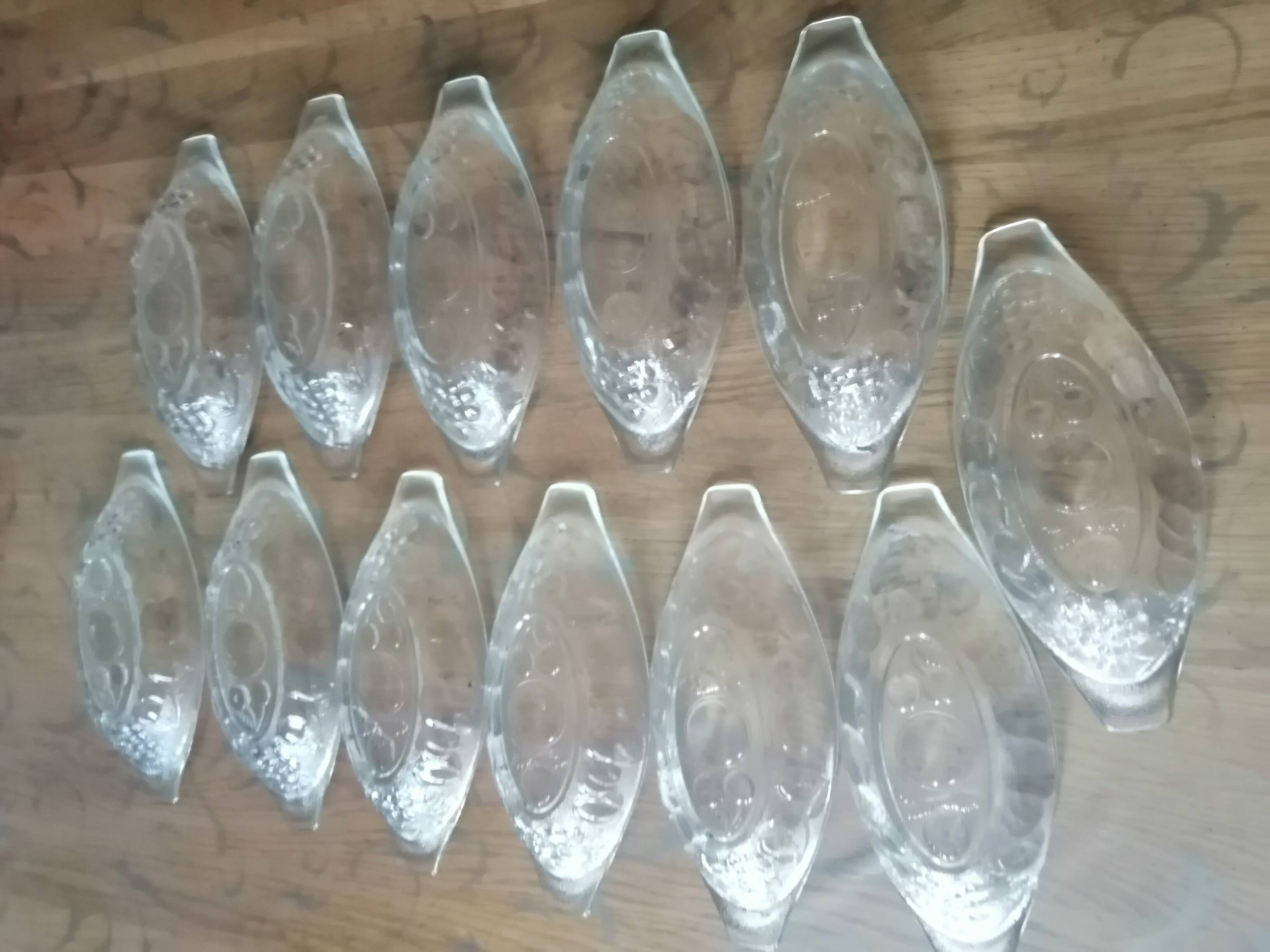 set of 12 vintage transparent glass banana split bowls