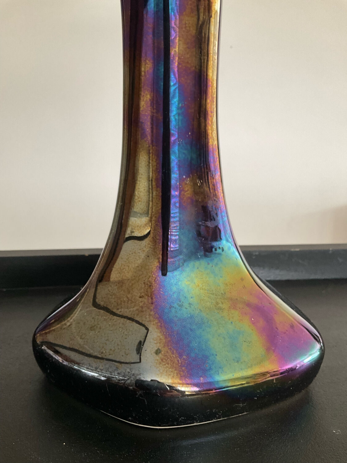 Vintage vase in iridescent ceramic 70s