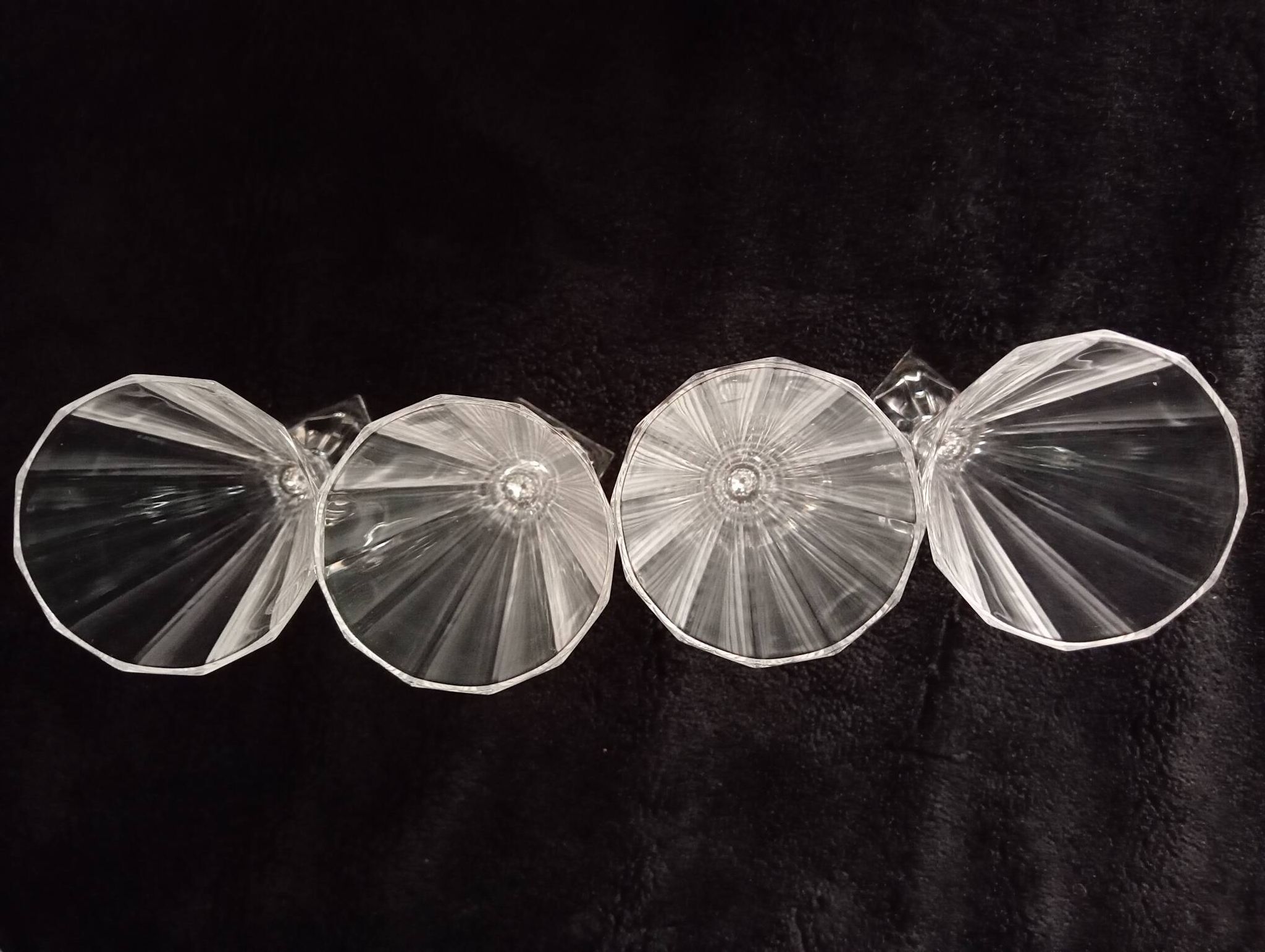 Lot de 4 flûtes à champagne en cristal d'Arques.