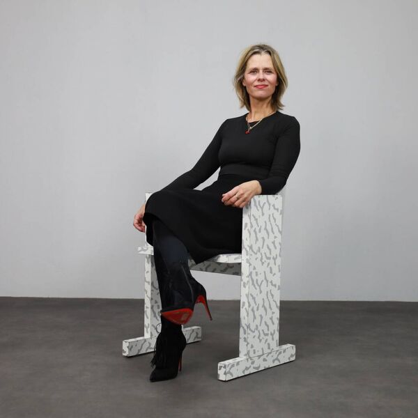 Chaise Teodora par Ettore Sottsass, 1986