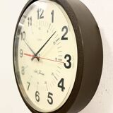 Vintage Brown Bakelite Wall Clock from Seth Thomas, 1980s