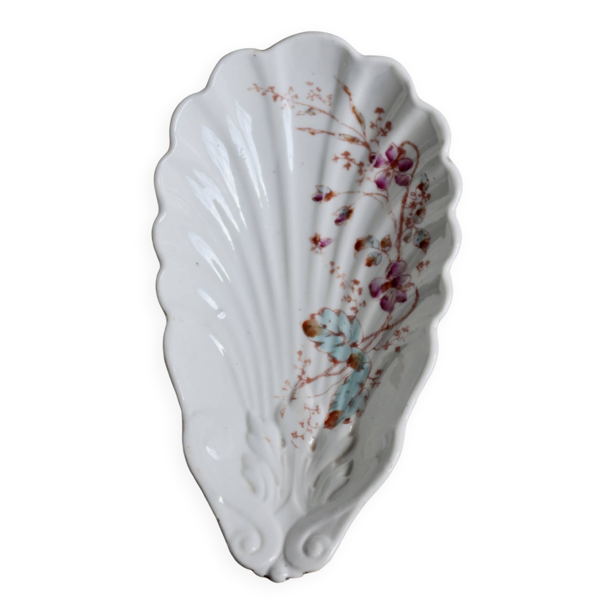 Vintage earthenware shell dish – Floral decoration