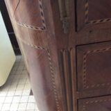 Chest of drawers 3 drawers above gray marble