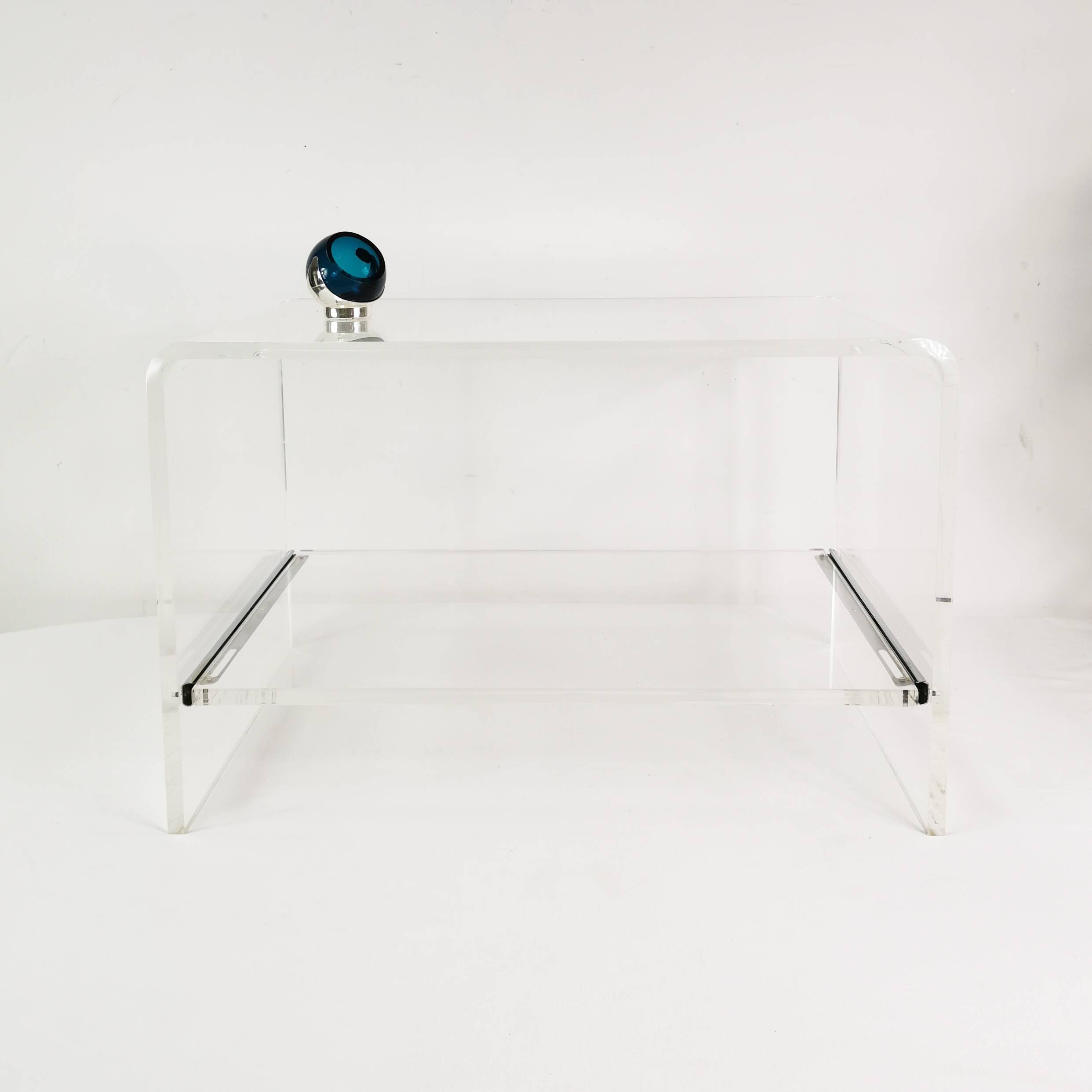 Modernist cabinet - plexiglass, Italy, 1970s