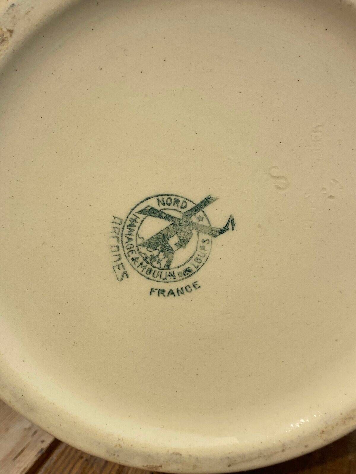 Art Deco bowl and dish from Saint-Amand, hand-painted floral decoration.