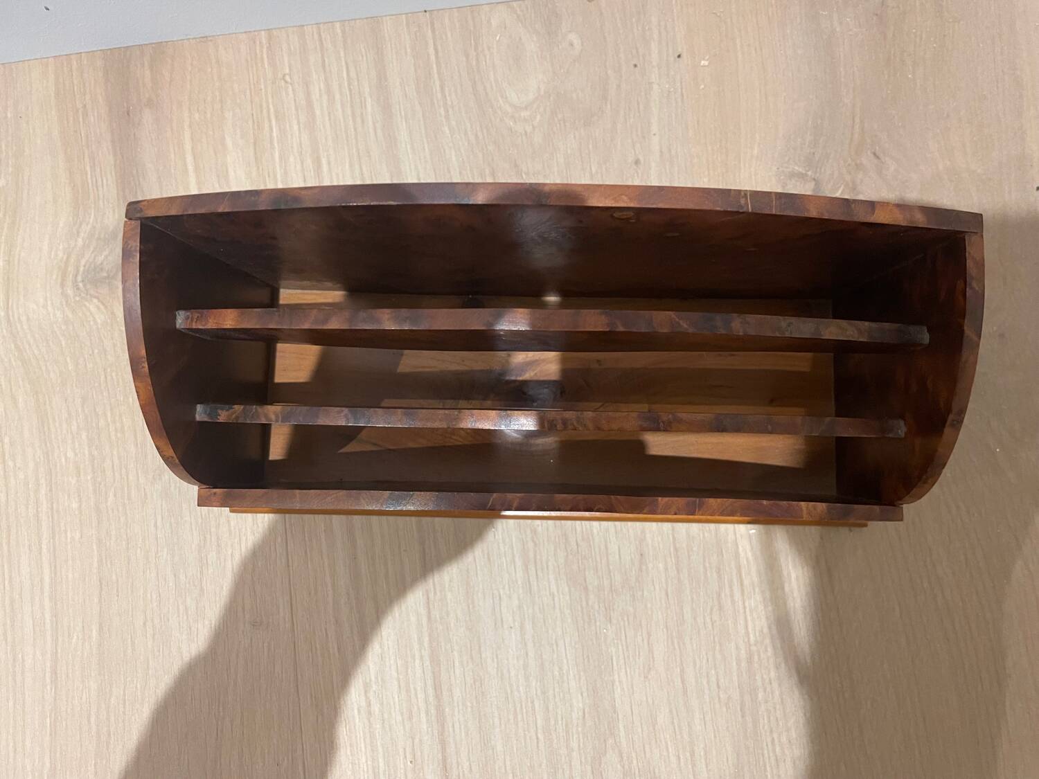 Mail sorter in elm burl.
