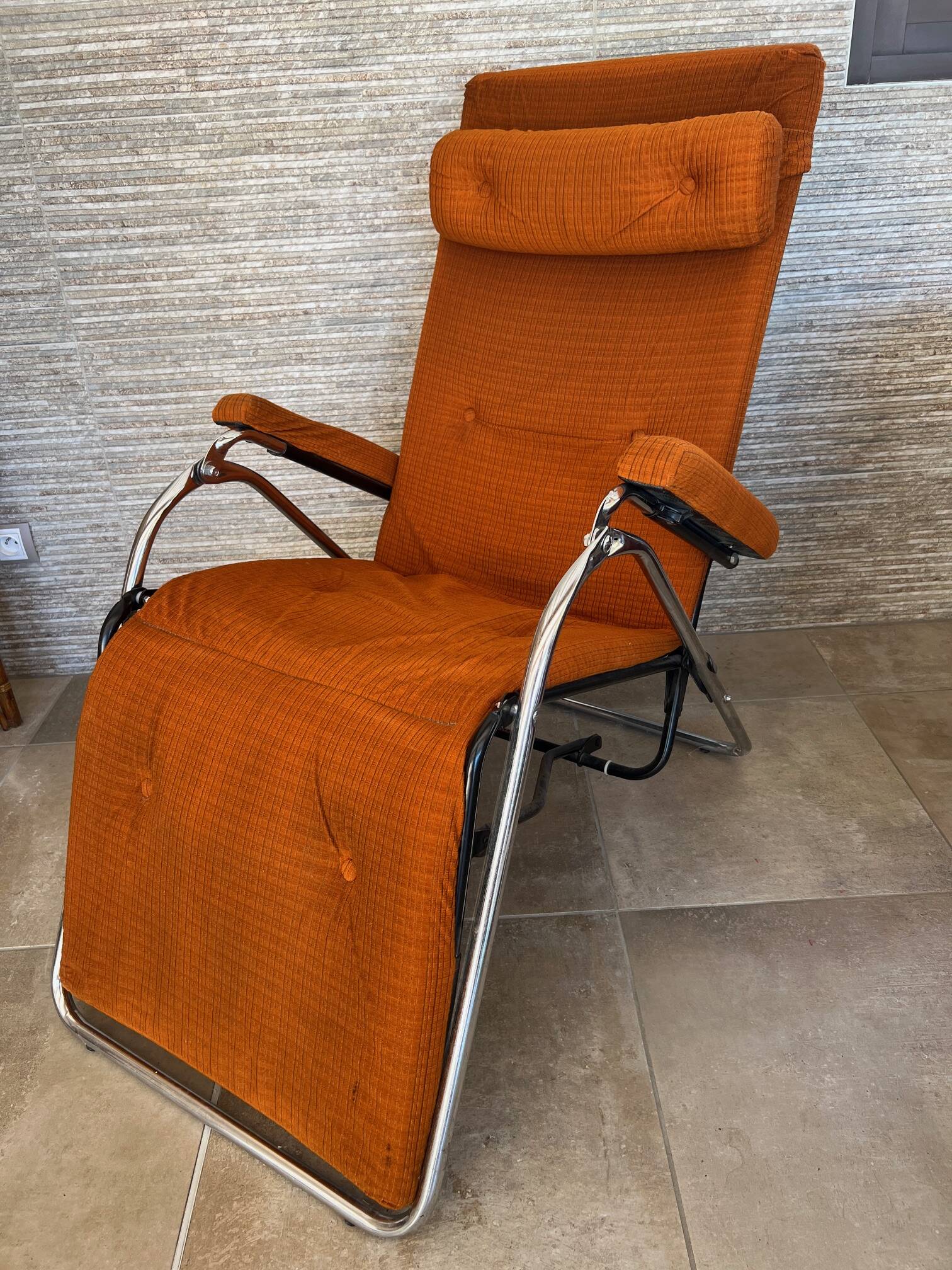 Lama 1970 relax armchair, orange velvet lounge chair