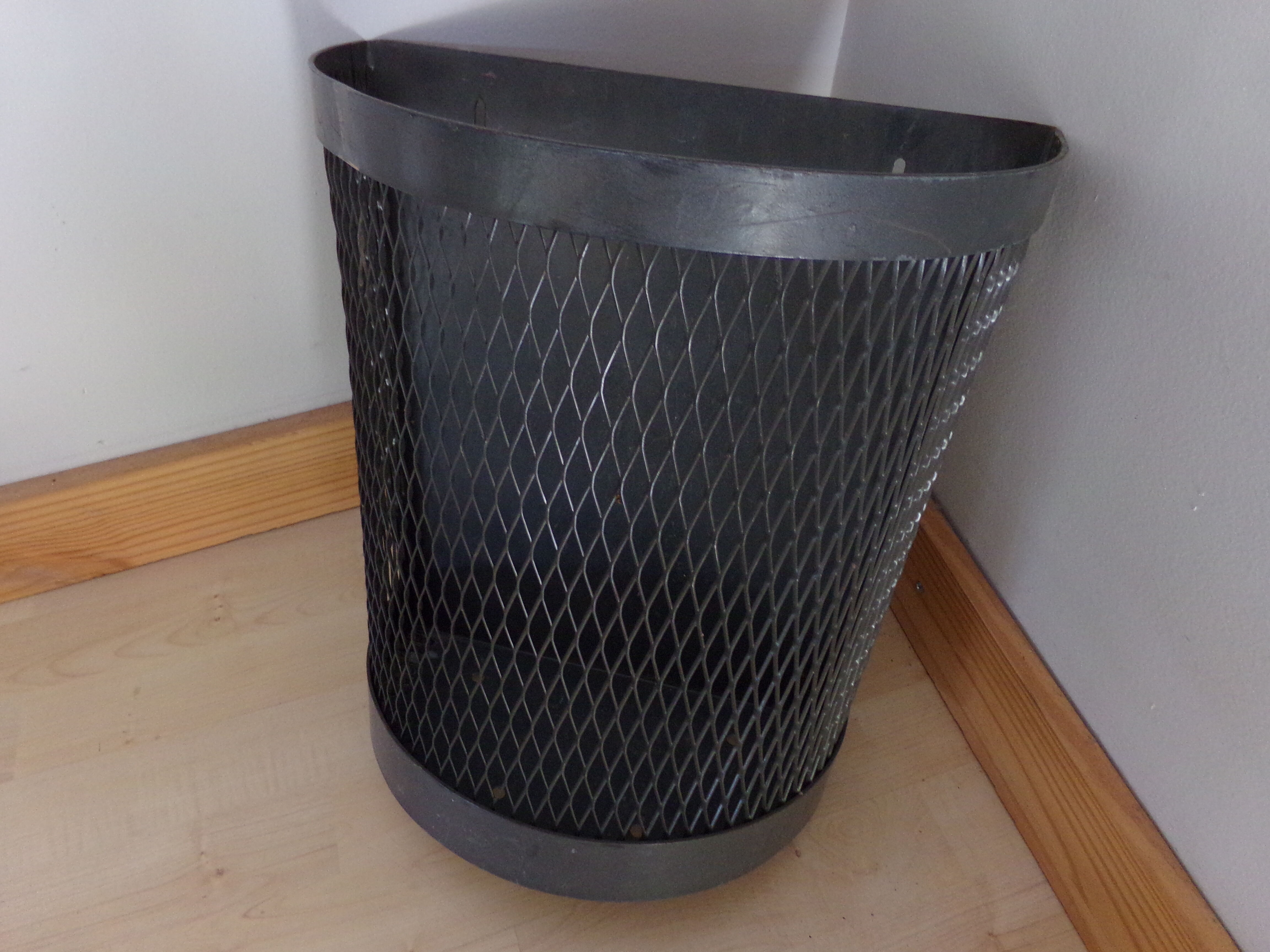 Public garden waste bin