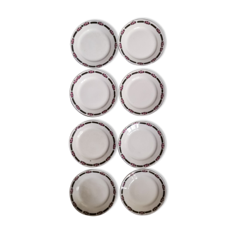 Set of 8 dessert plates