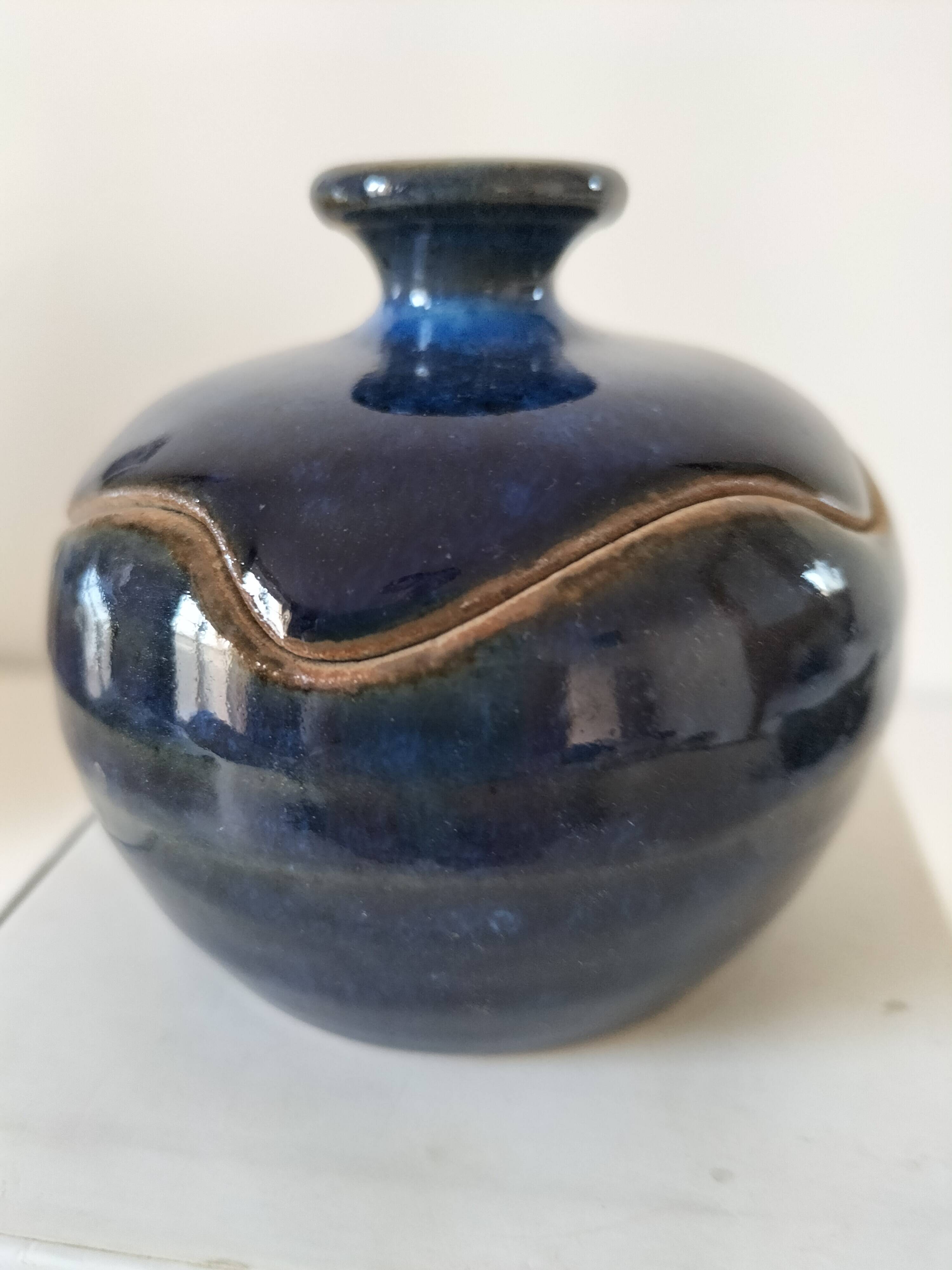 Midnight blue glazed stoneware box – workshop piece, signed