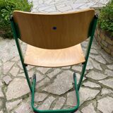 School chair VS Germany