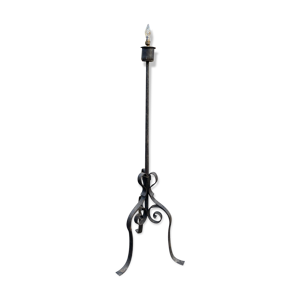 lampadaire brutaliste