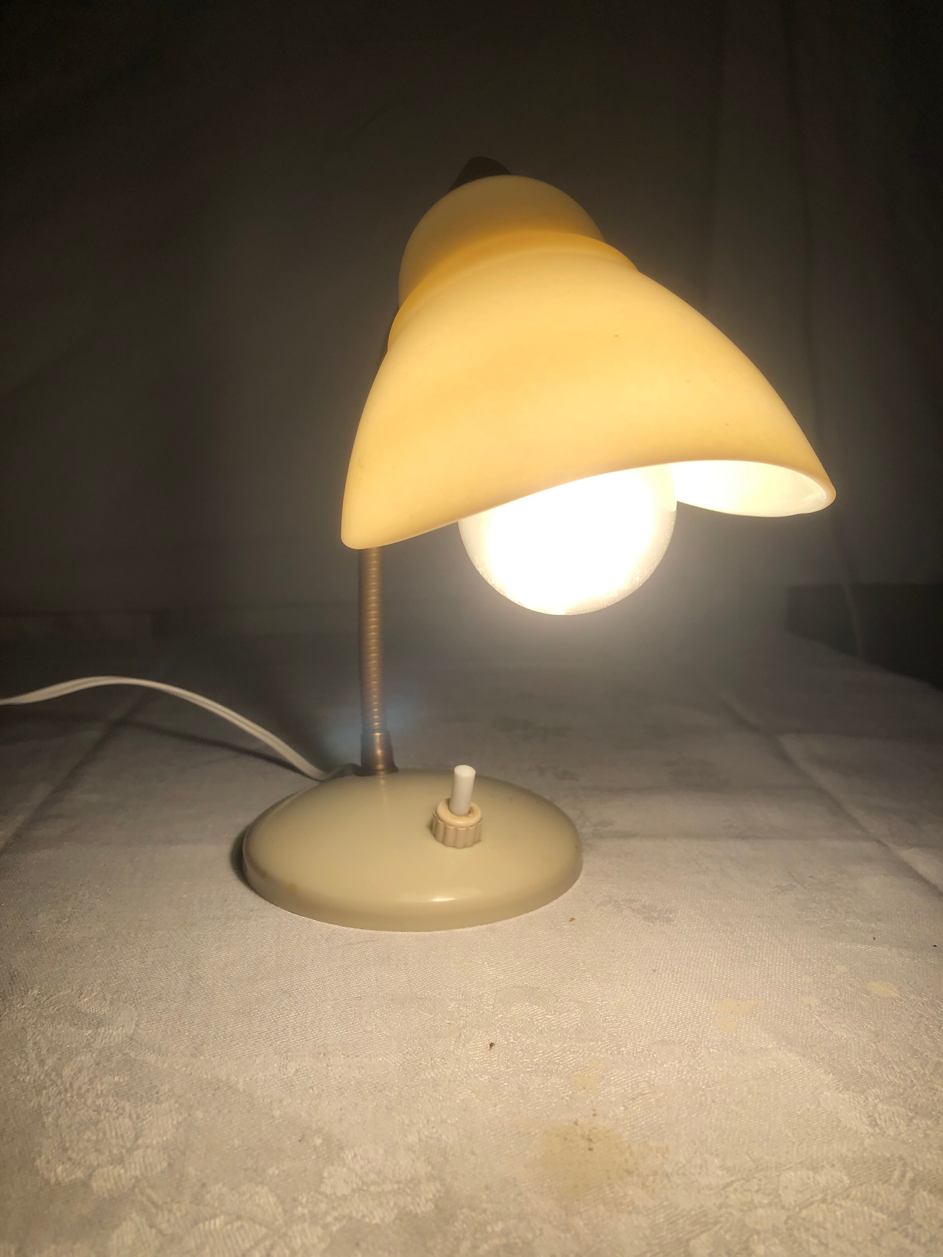 small Bakélite desk lamp 1950