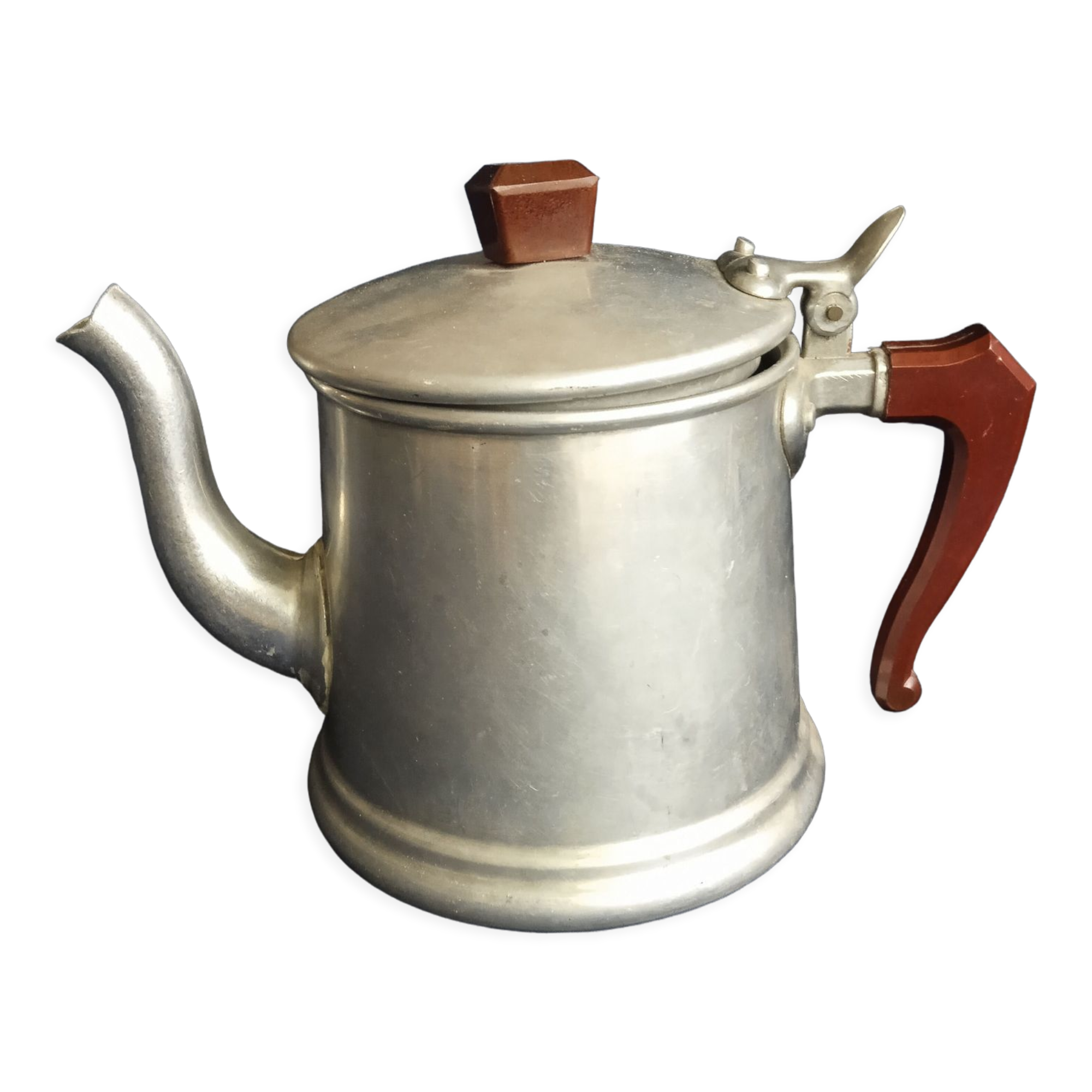 Cafetière en aluminium (3/4l) et poignées en bakélite rouge circa 1950
